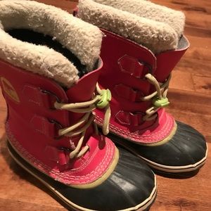 Sorel kids winter boots